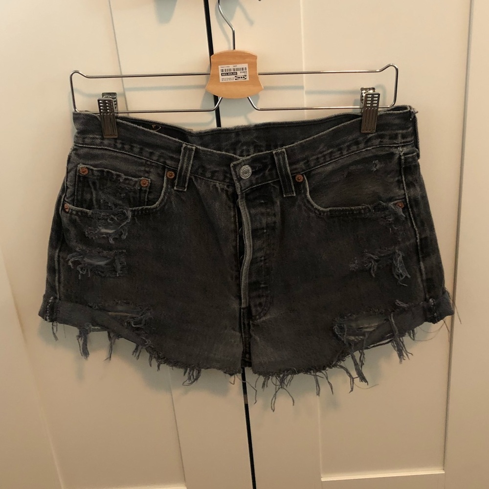 Levi’s high waisted jeans, vintage black